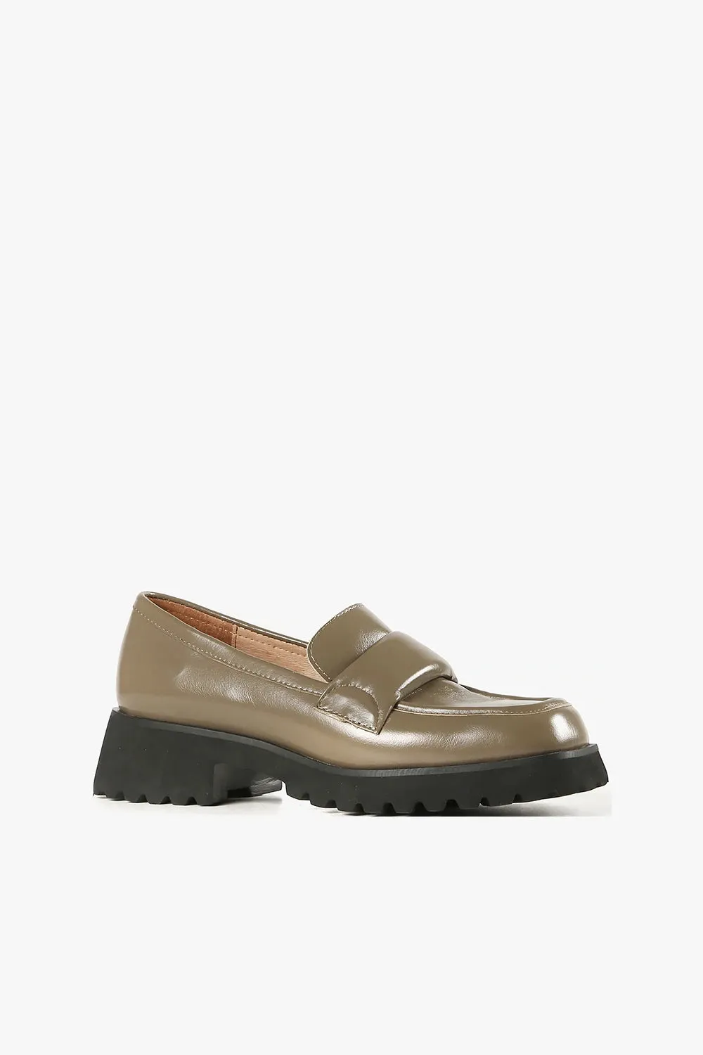 ALL BLACK Banded Lugg Loafer