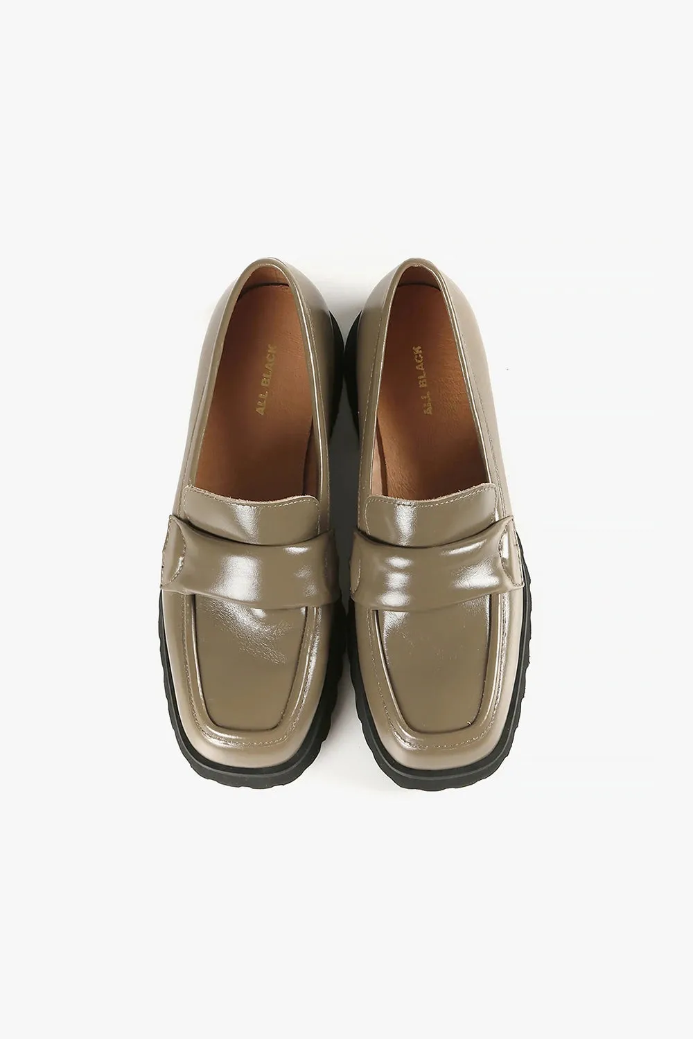 ALL BLACK Banded Lugg Loafer