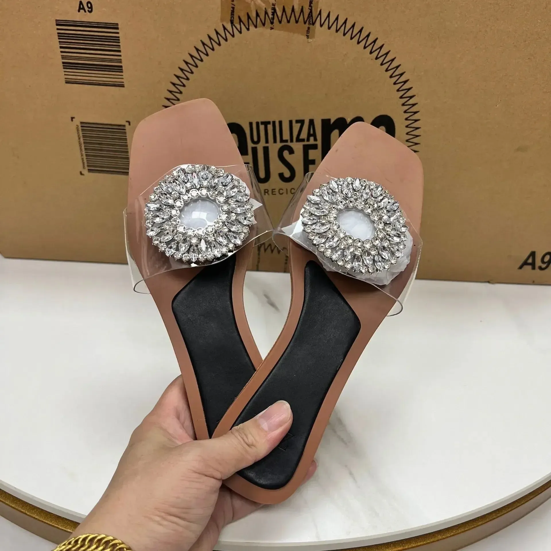 AMOZAE-- Diamond Chic Summer Flat Sandals for Luxe Beach Party Style