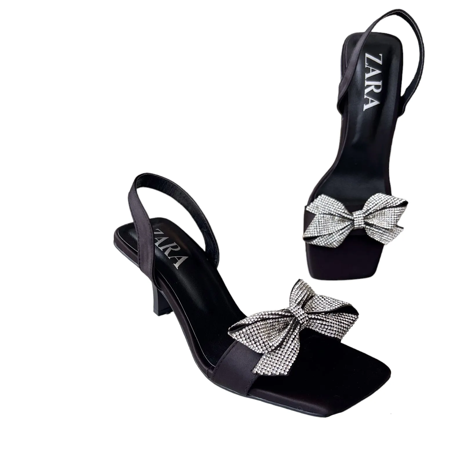 BLACK  BOWSTRAP KITTI HEEL
