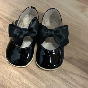 Brenley Bow Flats