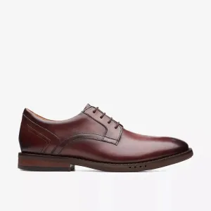 Clarks Un Hugh Plain Toe Dress Shoe - Brown