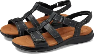 Kitly Step Clarks Flat Sandals in Black/Black Leather