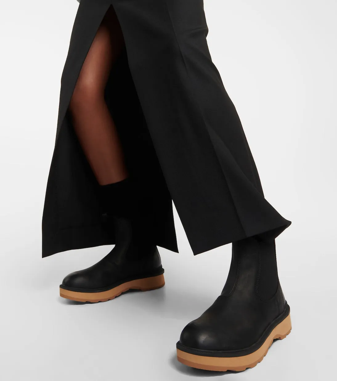 Leather Chelsea boots hi-line Sorel, black