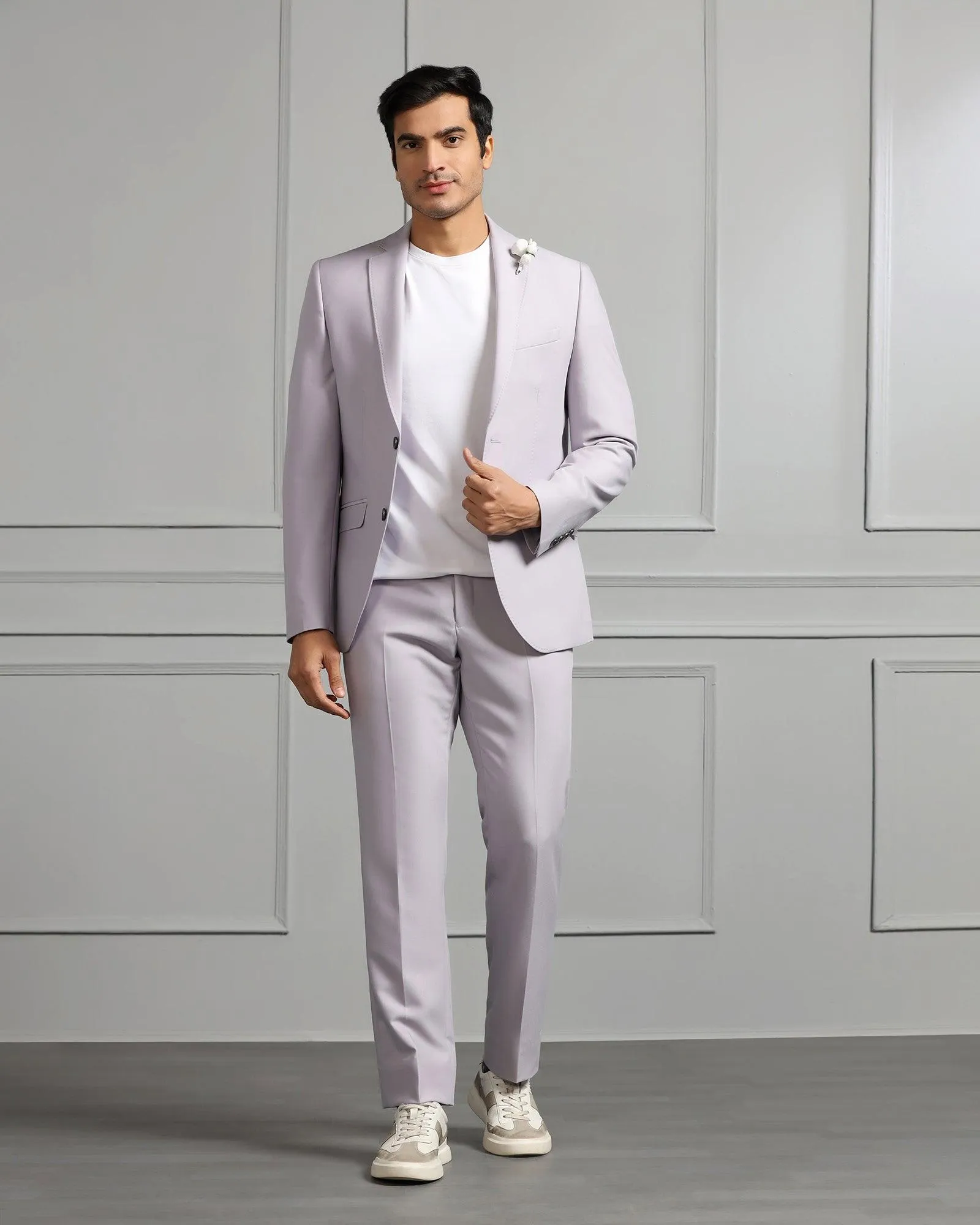 Three Piece Lavender Solid Formal Suit - Raylit