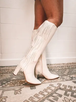 Zaneta- Ivory